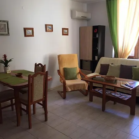 Apartament Siana 1 *